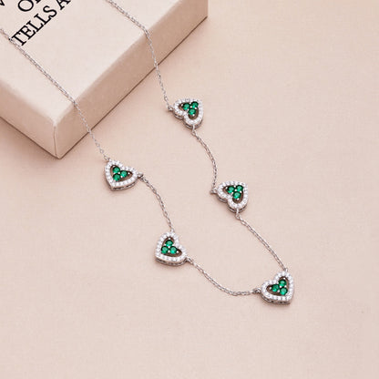 [baslovejewels]Funkelnde Halskette mit fünf Herzen