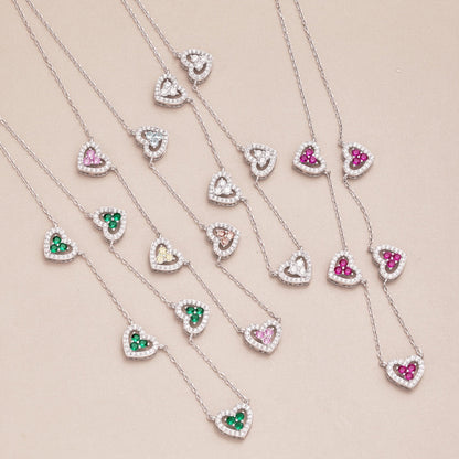 [baslovejewels]Funkelnde Halskette mit fünf Herzen
