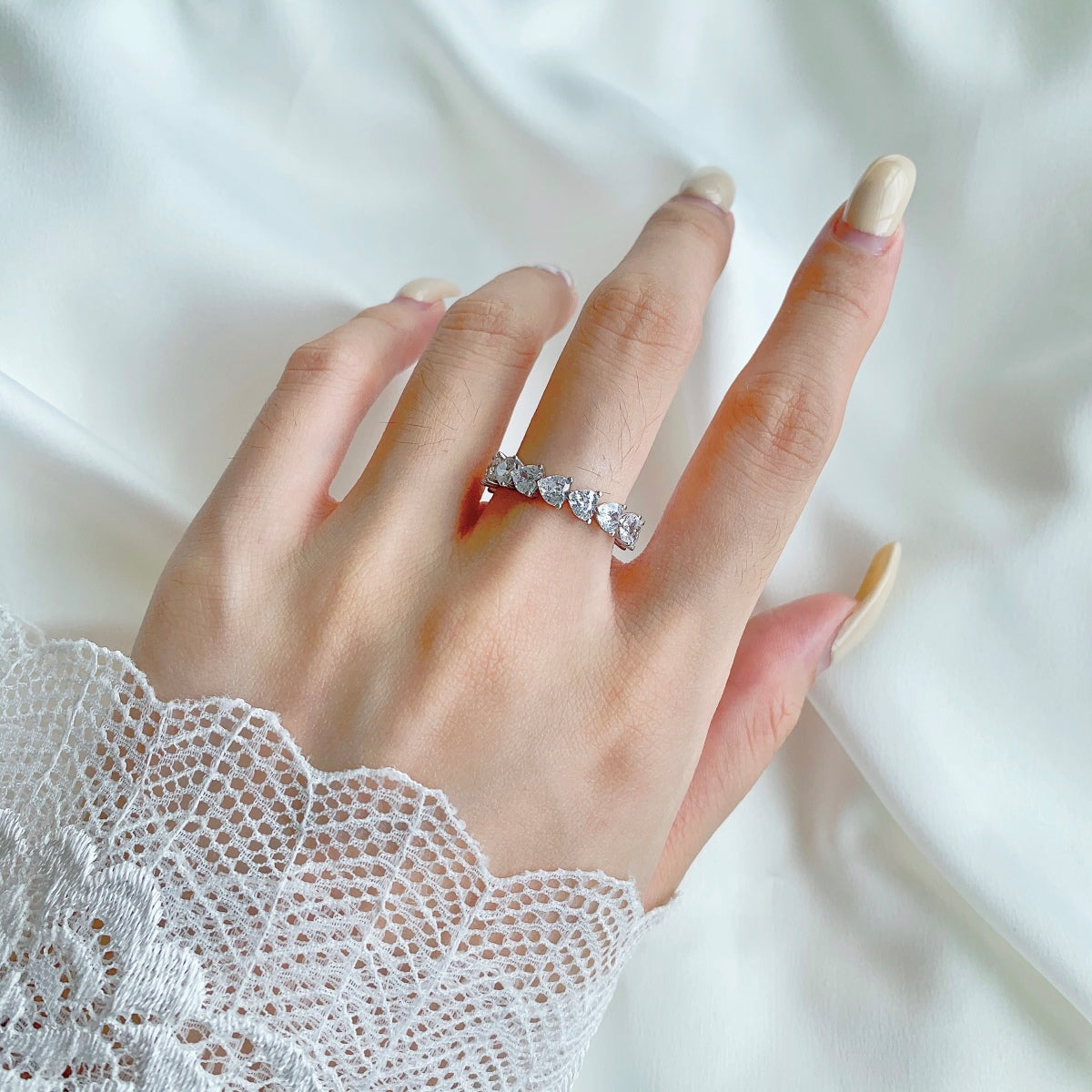 [baslovejewels]0,25 Karat Radiant Romance Herzschliff-Liebhaberring