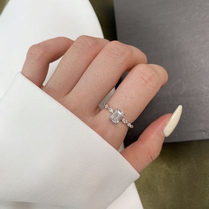 [baslovejewels]1.0カラットの繊細で輝くラディアントカットのデイリーリング