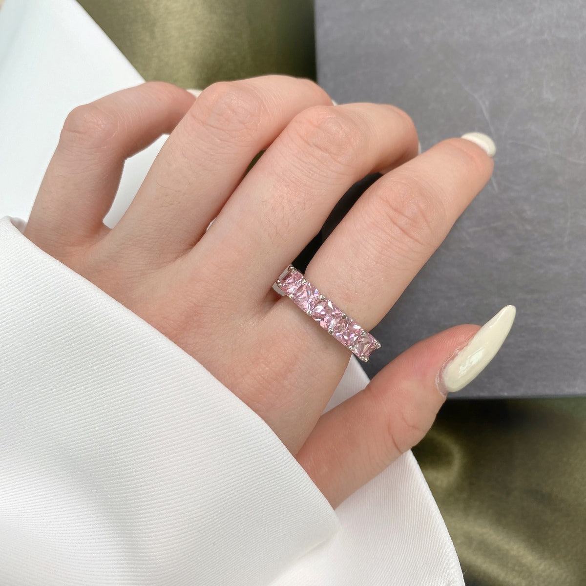 [baslovejewels]エレガントなプリンセスカットテニスリング
