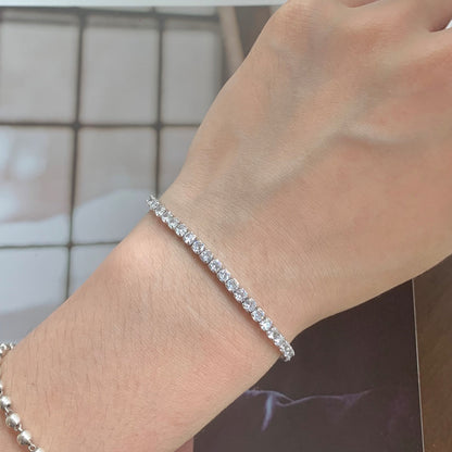 [baslovejewels] Funkelndes Armband im Rundschliff für jeden Tag