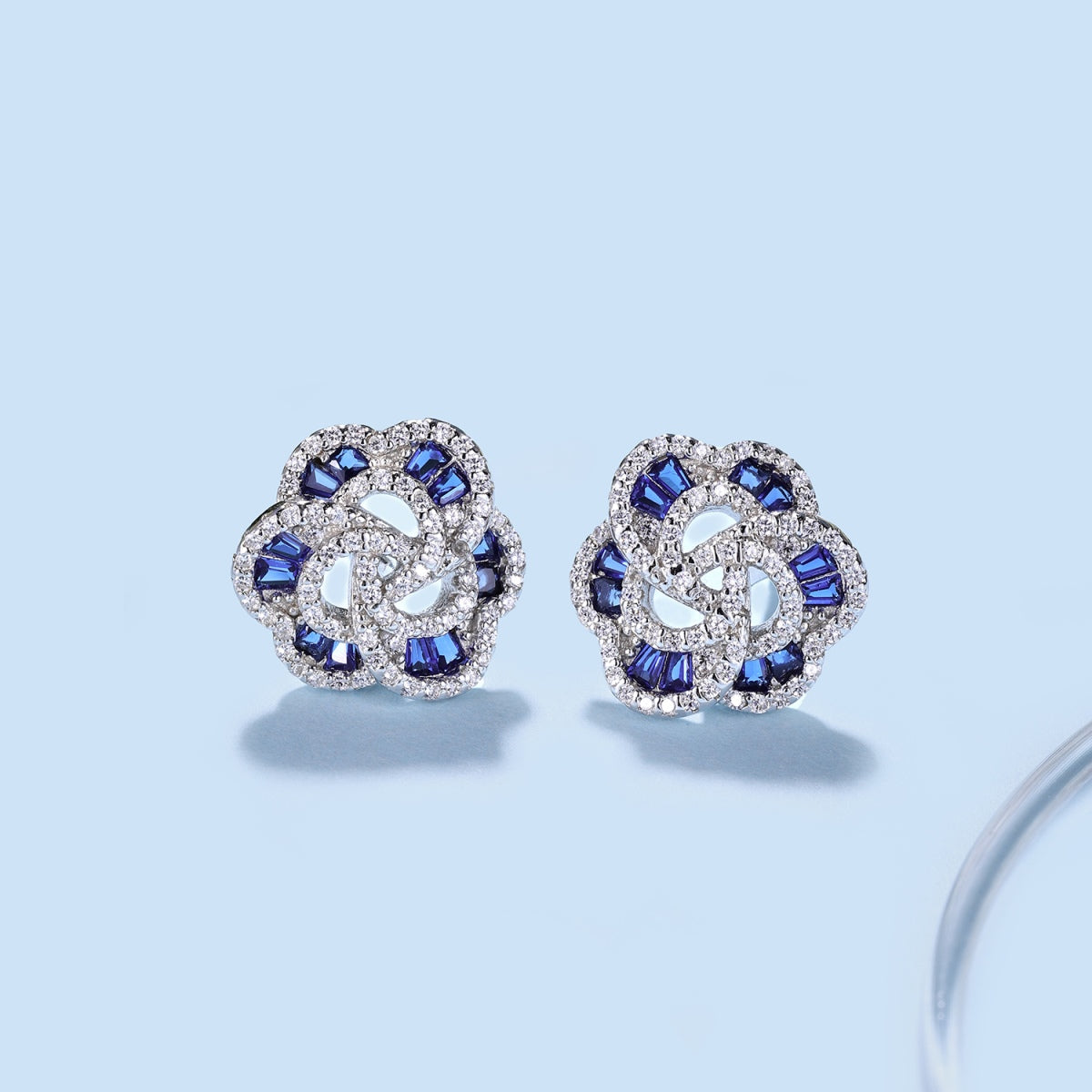 [baslovejewels]Exquisite Blumenform Tägliche Ohrringe