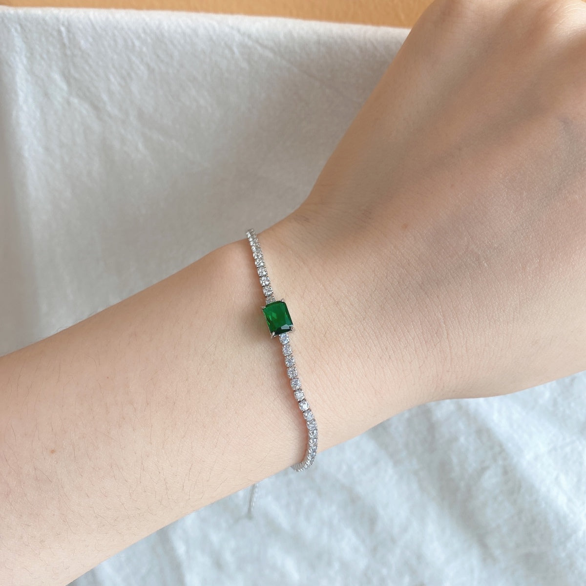 [baslovejewels]1,0 Karat einzigartiges Bankettarmband im Smaragdschliff