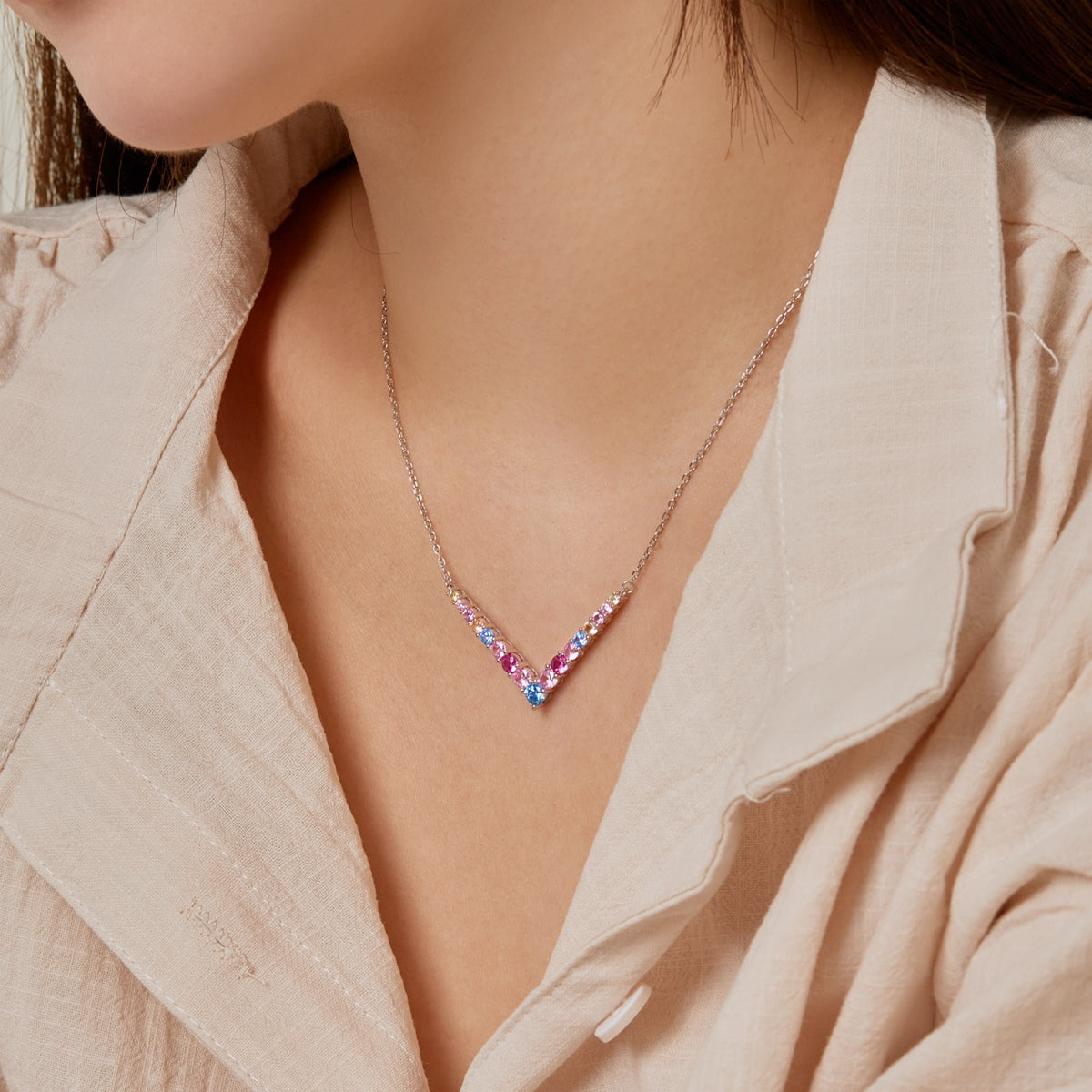[baslovejewels]Verzierte Halskette mit Rundschliff