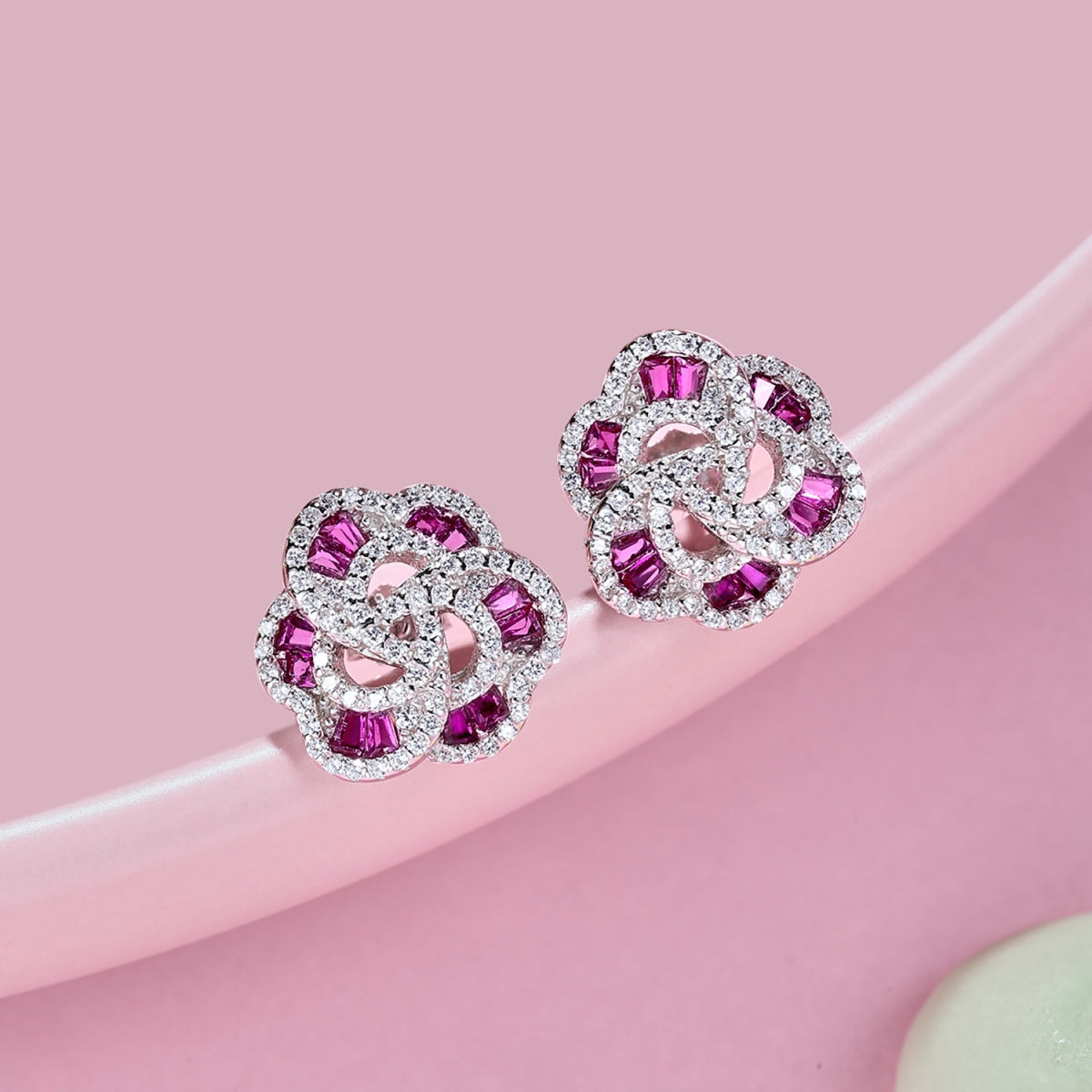 [baslovejewels]Exquisite Blumenform Tägliche Ohrringe