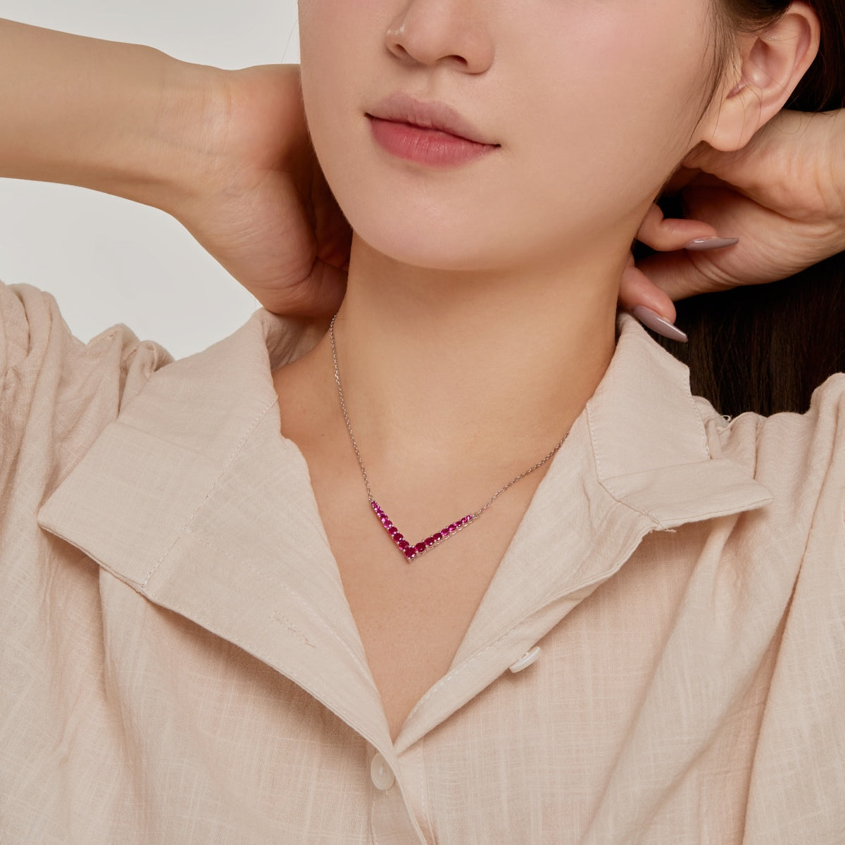 [baslovejewels]Verzierte Halskette mit Rundschliff