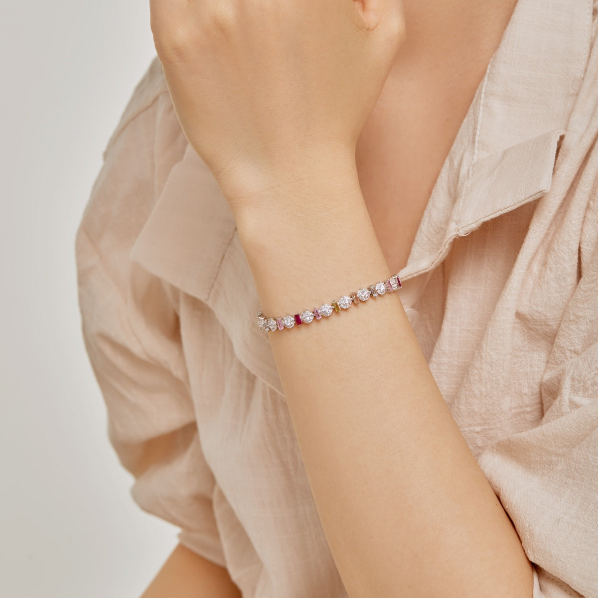 [baslovejewels]輝くカラフルなラウンドシェイプデイリーブレスレット