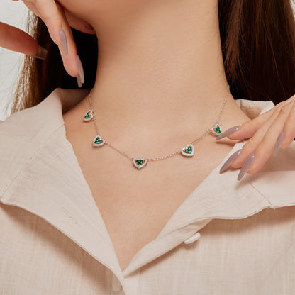 [baslovejewels]Funkelnde Halskette mit fünf Herzen