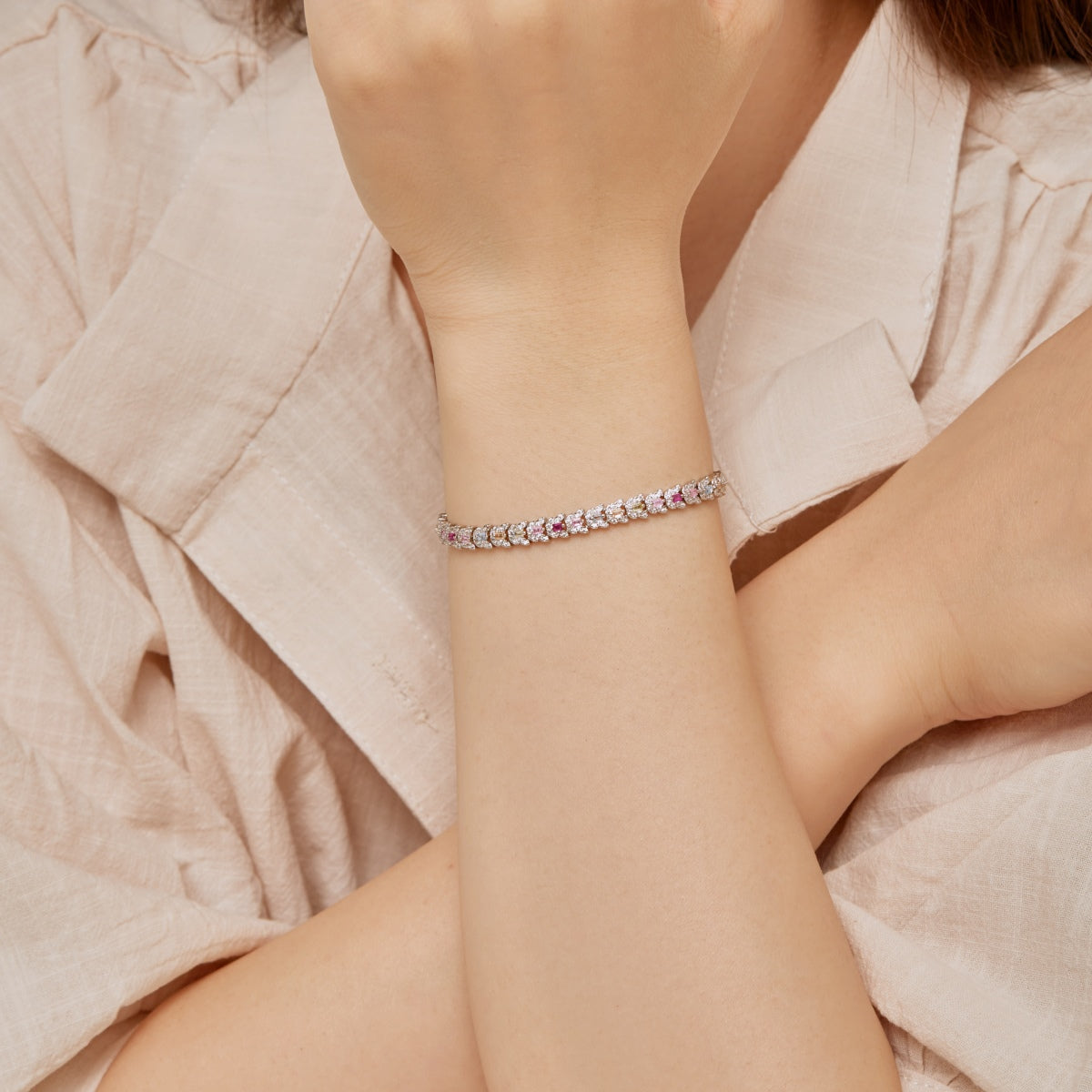 [baslovejewels]繊細でカラフルなマルチカットのデイリーブレスレット