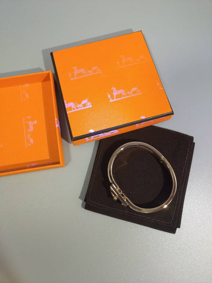 [baslovejewels]H ORANGE ARMBAND 