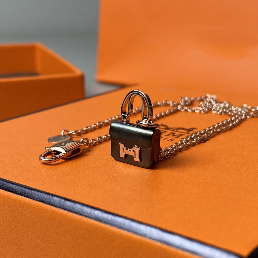 [baslovejewels]コンスタンス ブラック ペンダント ピンクゴールド ネックレス