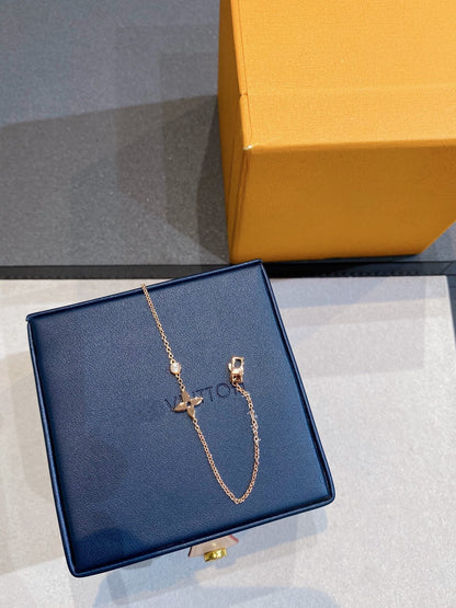 [baslovejewels]Armband aus Roségold mit Sterndiamanten