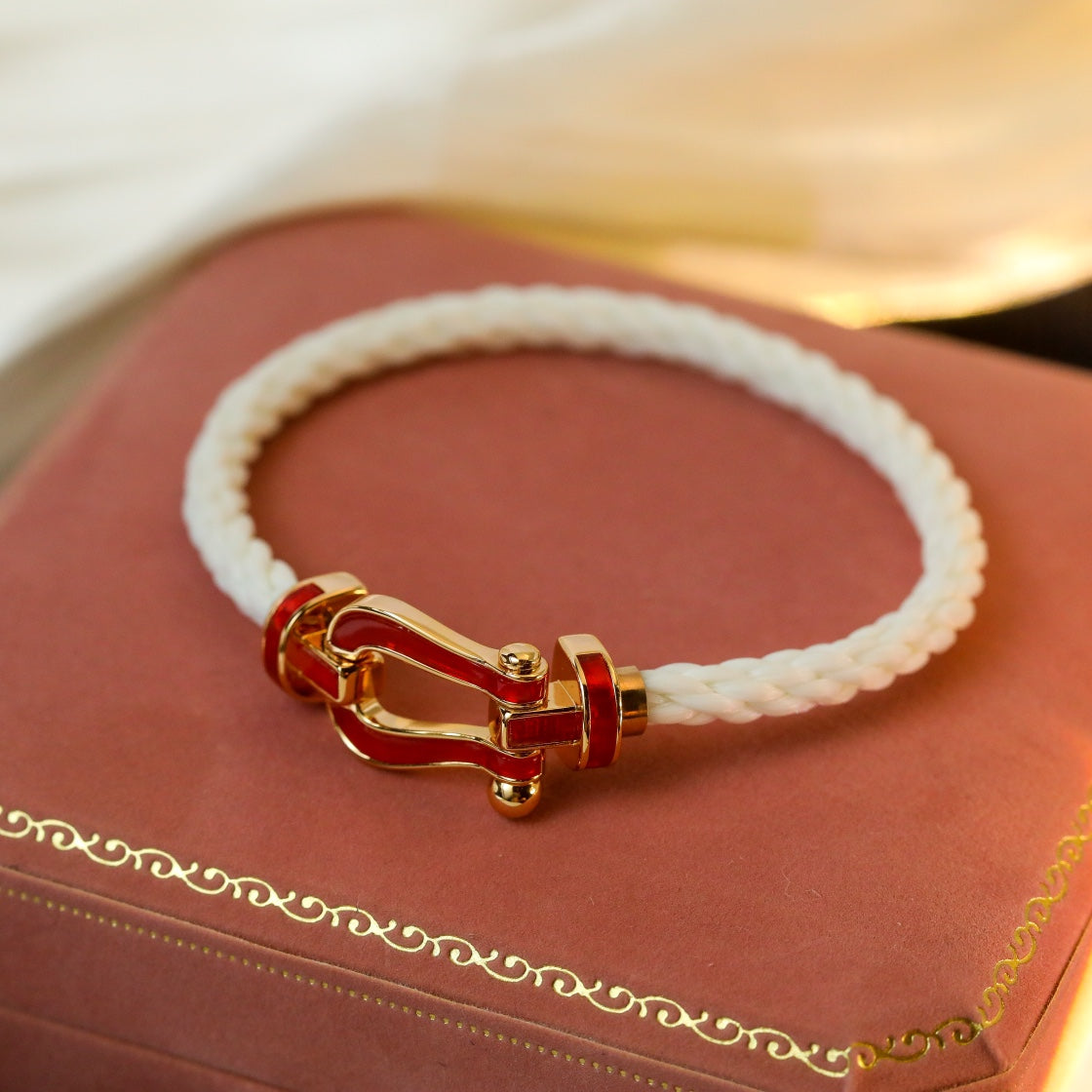 [baslovejewels]FORCE 10 WEISSES TEXTIL MIT DIAMANTEN GEPAPST