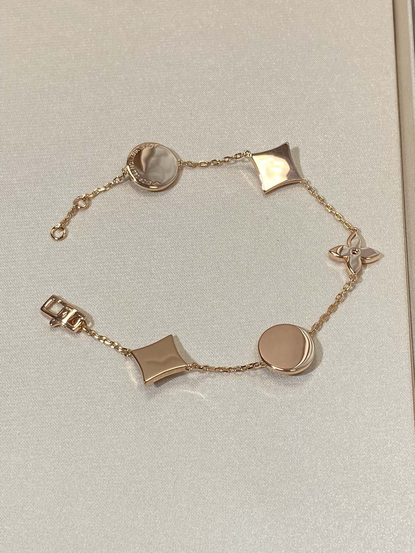 [baslovejewels]Armband mit Stern und Sonne, 5 Motive, Perlmutt, Roségold
