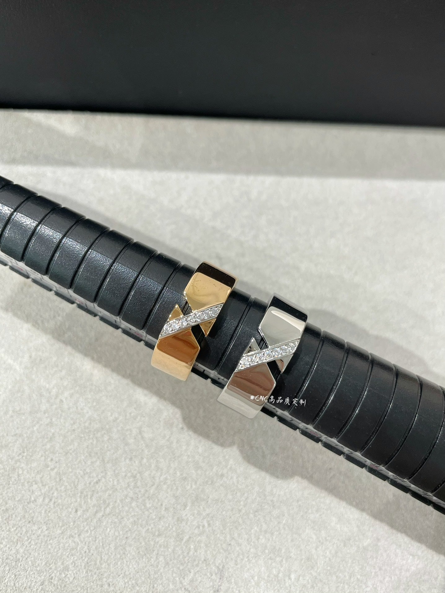 [baslovejewels]LIENS EVIDENCE DIAMOND RING