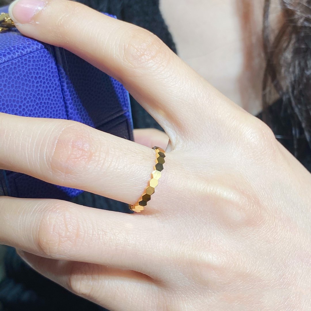 [baslovejewels] KLEINER RING „BIENENLIEBE“