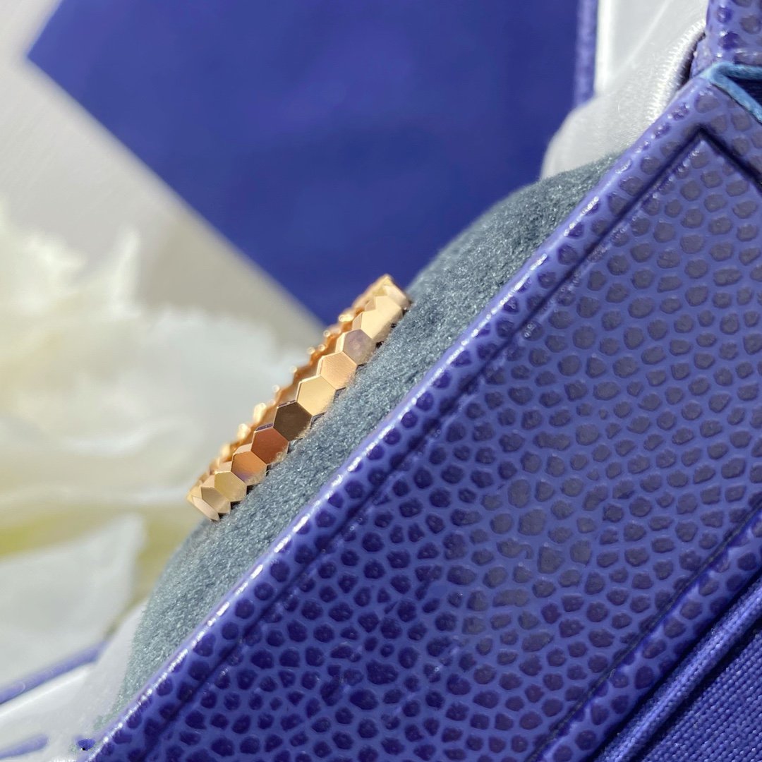 [baslovejewels] KLEINER RING „BIENENLIEBE“