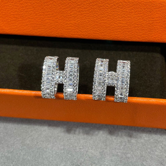 [baslovejewels]H Ohrstecker mit silbernen Diamanten